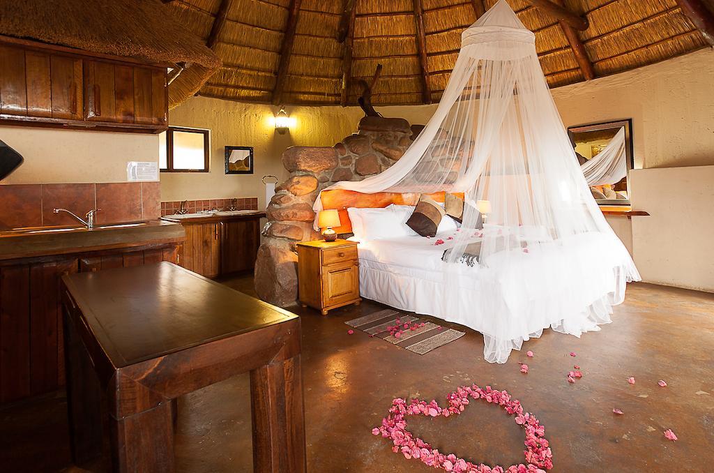 Rain Farm Game Lodge uMhlali Buitenkant foto