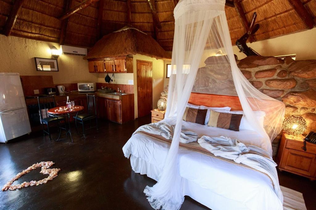 Rain Farm Game Lodge uMhlali Buitenkant foto